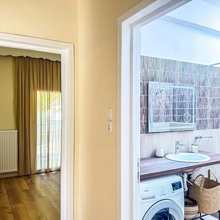 Cityscape With A Patio * Vólos