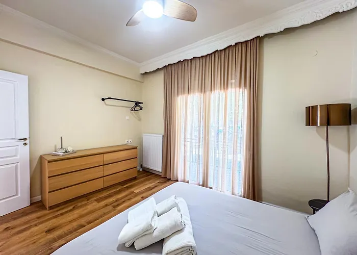 Case de vacanță Cityscape With A Patio *