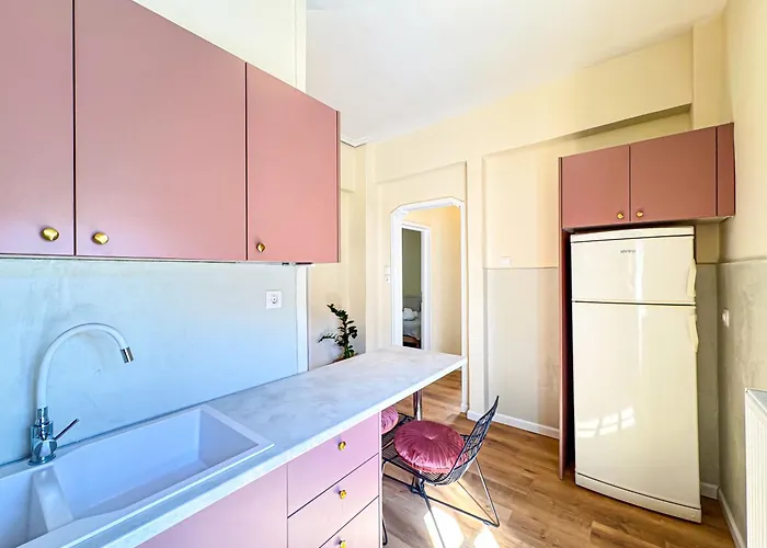 Cityscape With A Patio * Volos