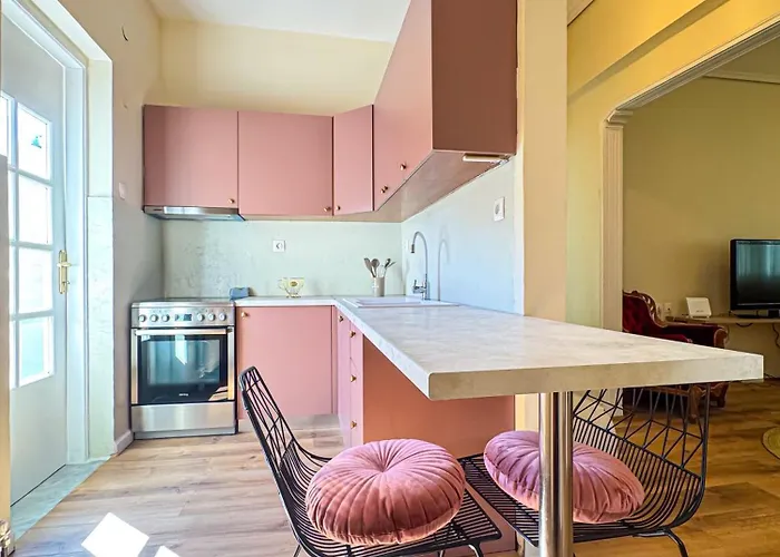 Case de vacanță Cityscape With A Patio Volos